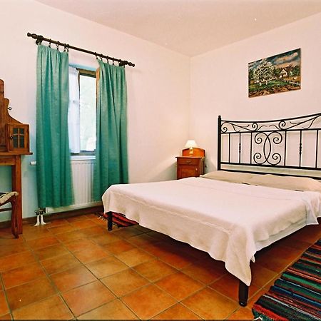 Salas 137 Hotel Cenej Buitenkant foto